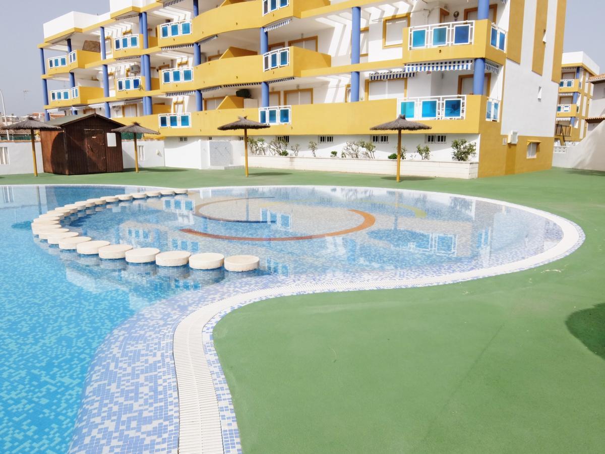 Apartamento Familiar Junto A La Playa De San Fernando - Оліва Екстер'єр фото