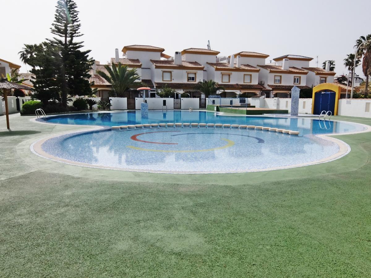 Apartamento Familiar Junto A La Playa De San Fernando - Оліва Екстер'єр фото